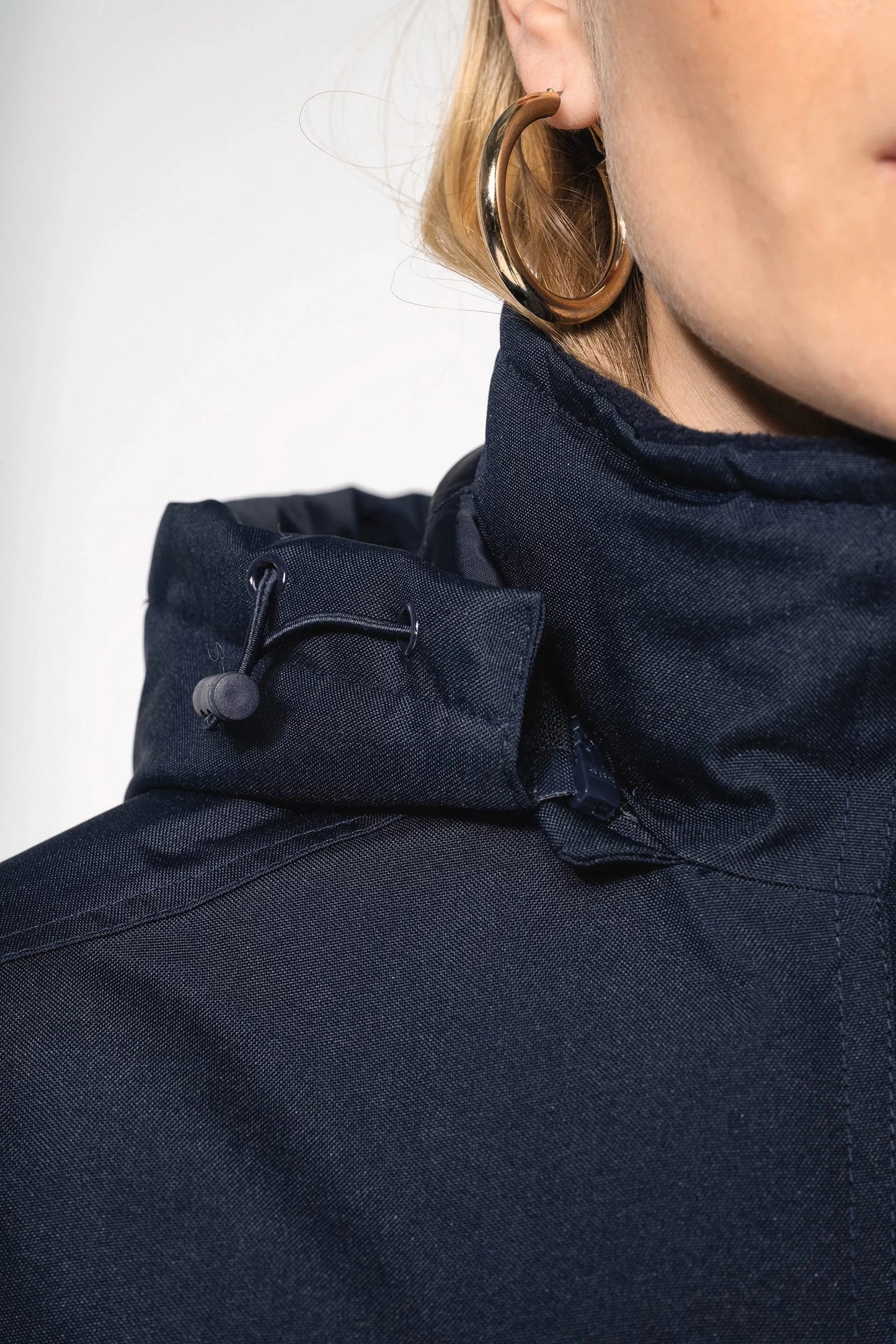 K6108 – Hoogwaardige gewatteerde damesparka